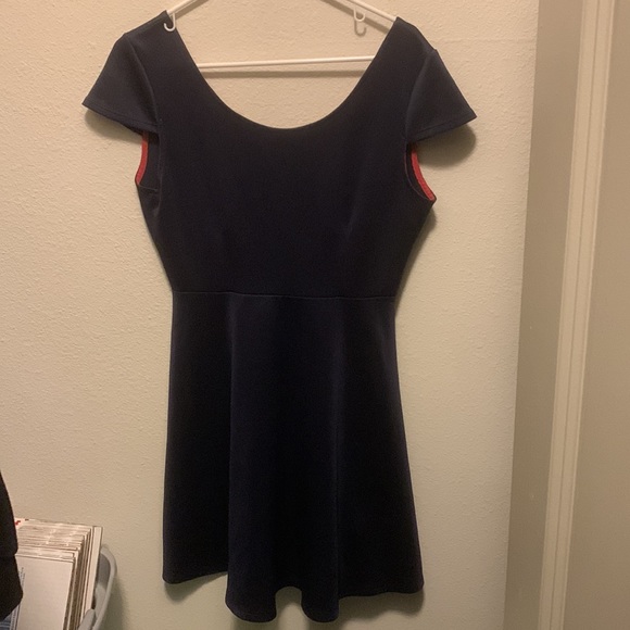 navy blue dress with bow size large - Picture 3 of 4